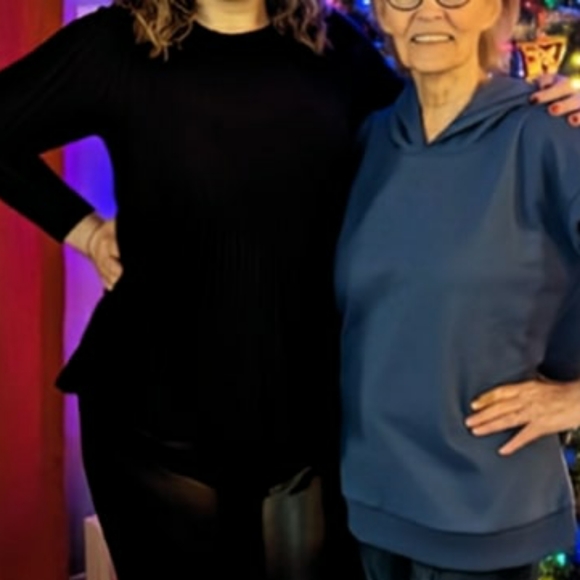 Black peplum lightly ribbed  top - Picture 2 of 2